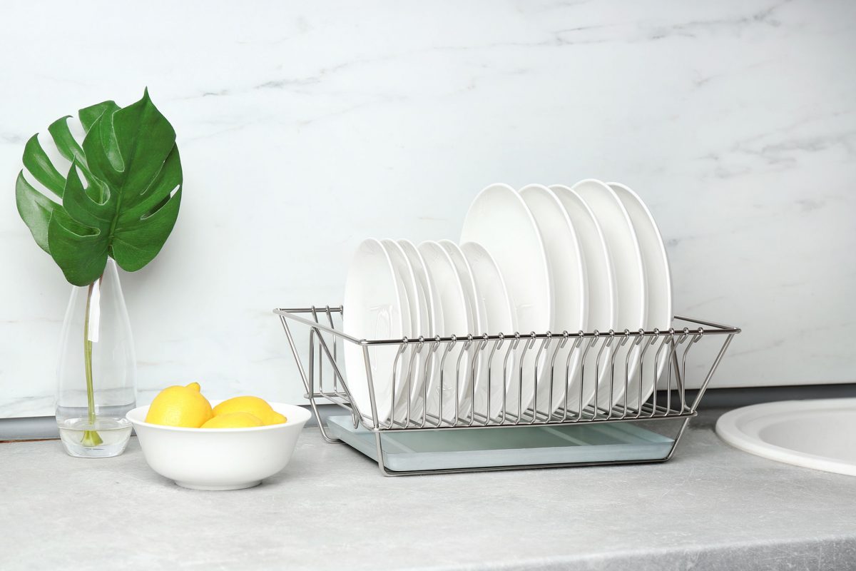 clean dishes
