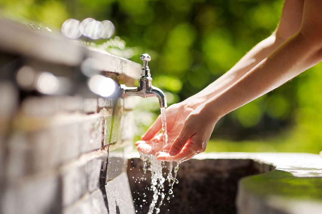 types of water - tap water 